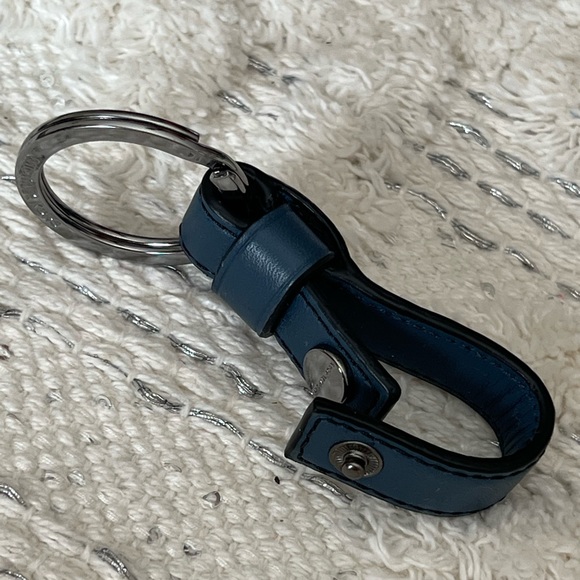 Michael Kors Key Ring - Picture 5 of 8